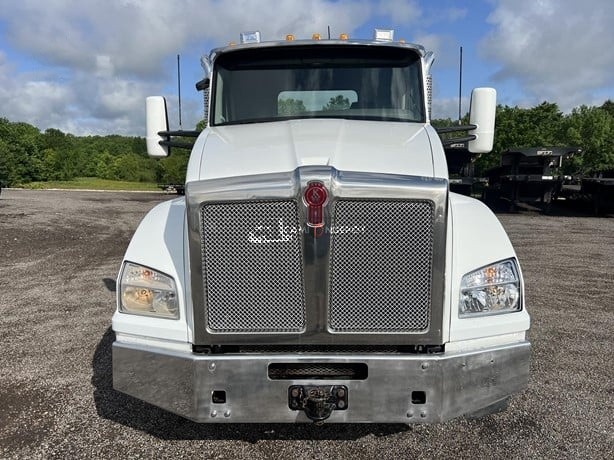Truck Thumbnail 2