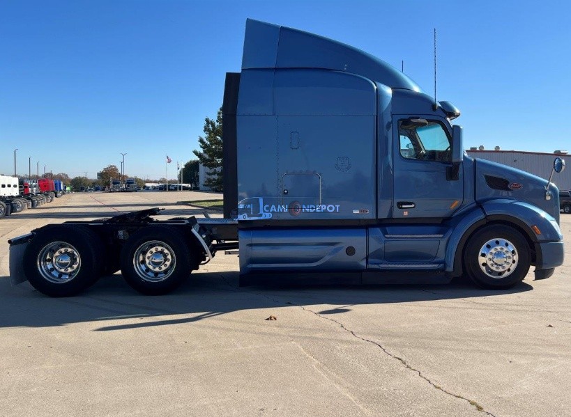 Truck Thumbnail 4