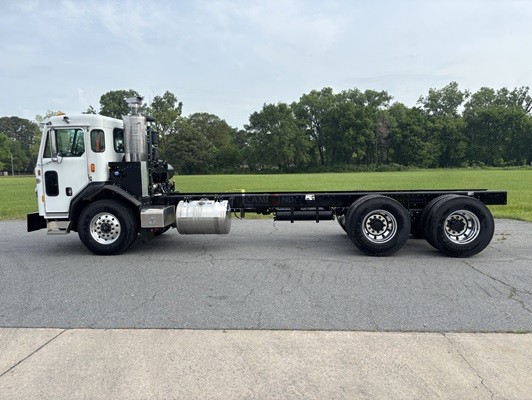 Truck Thumbnail 4