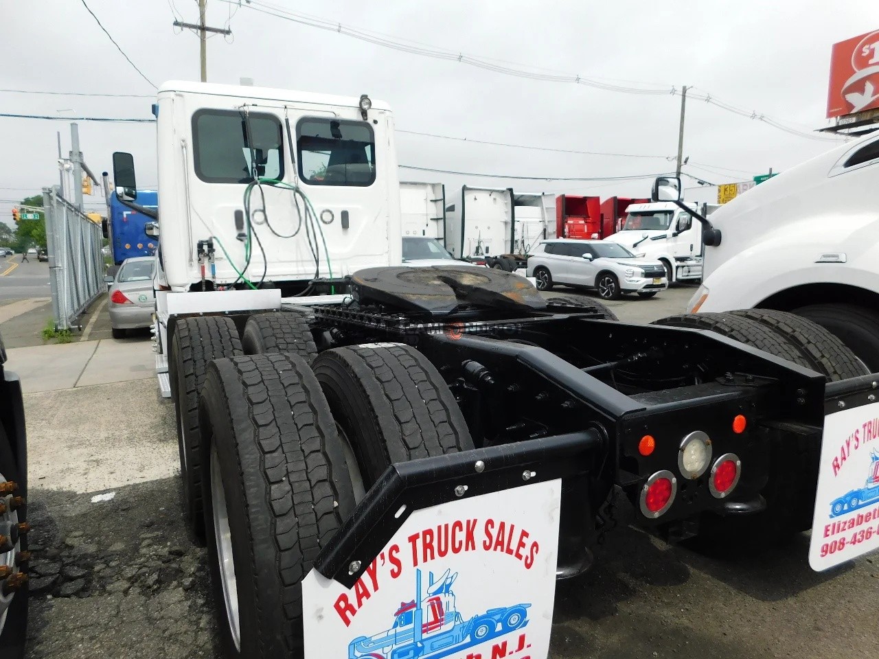 Truck Thumbnail 3