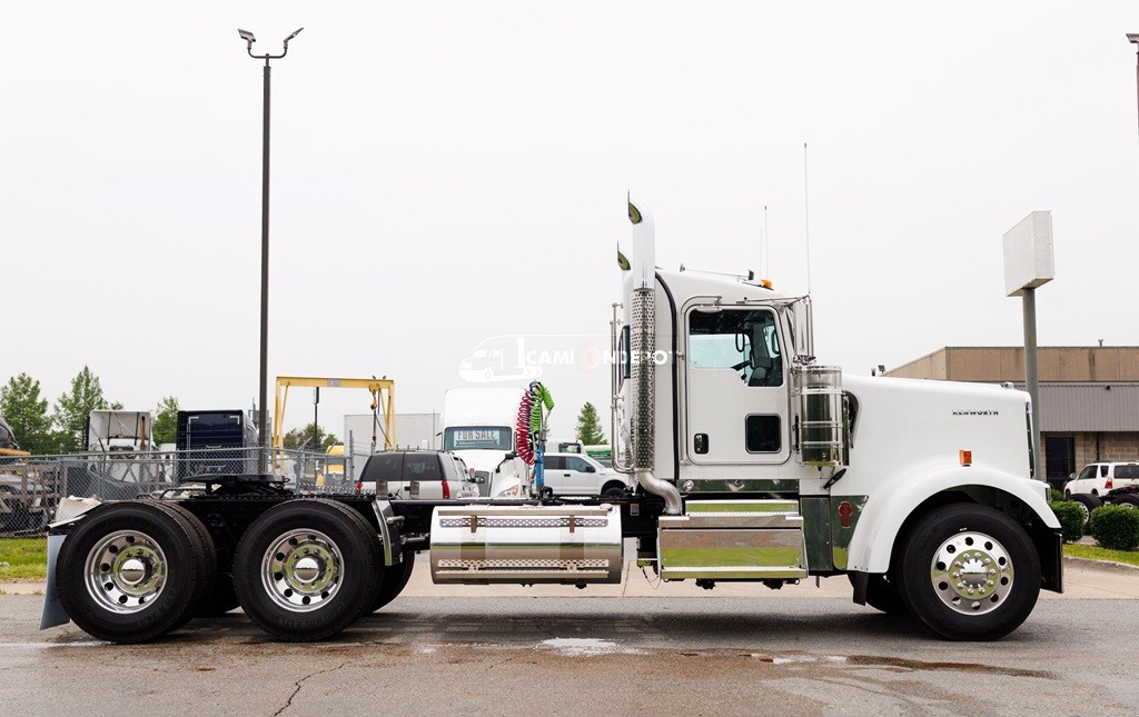 Truck Thumbnail 2