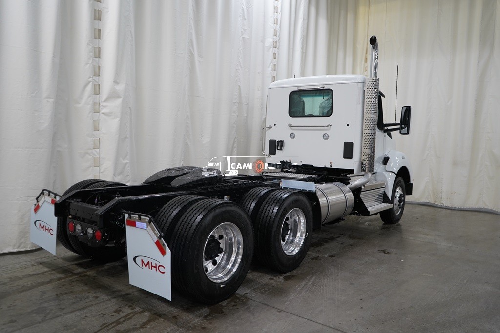 Truck Thumbnail 3