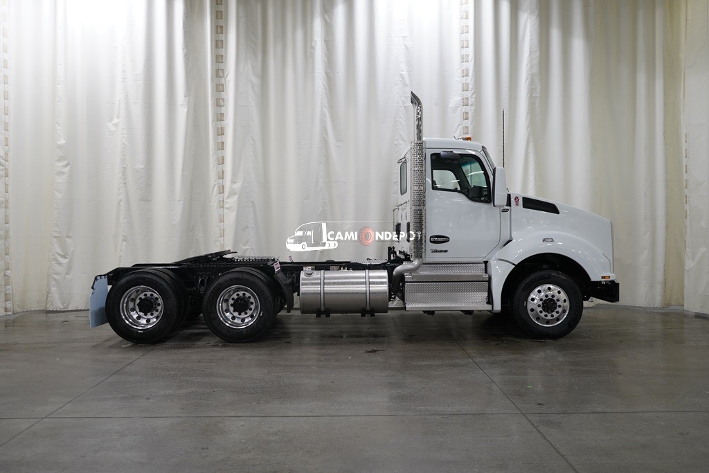 Truck Thumbnail 2