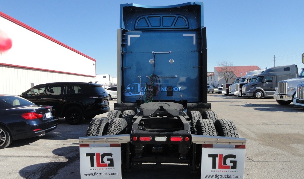 Truck Thumbnail 2