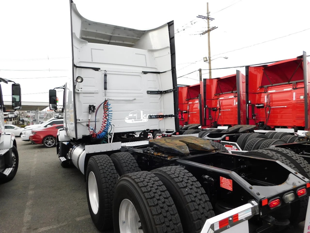 Truck Thumbnail 3