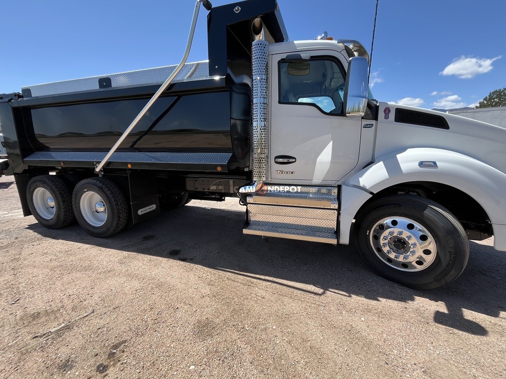 Truck