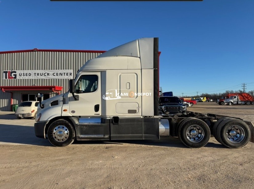 Truck Thumbnail 2