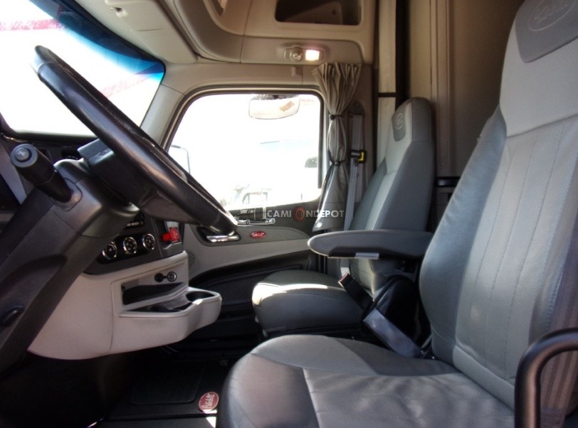 Truck Thumbnail 4