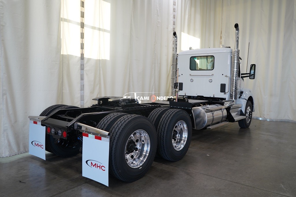 Truck Thumbnail 4