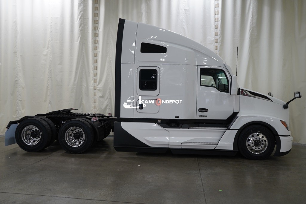 Truck Thumbnail 2