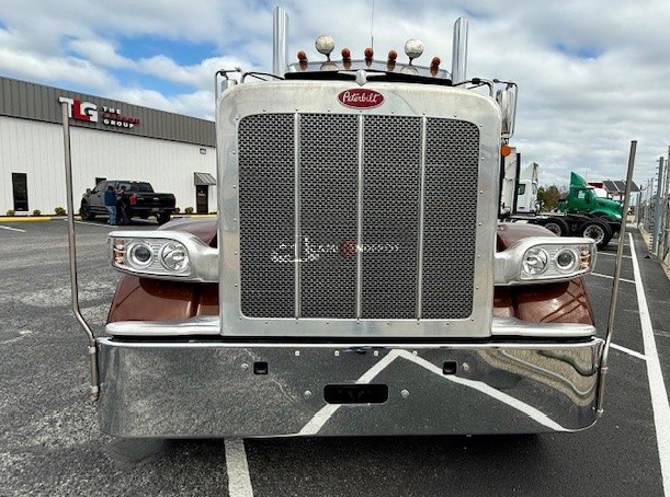 Truck Thumbnail 2