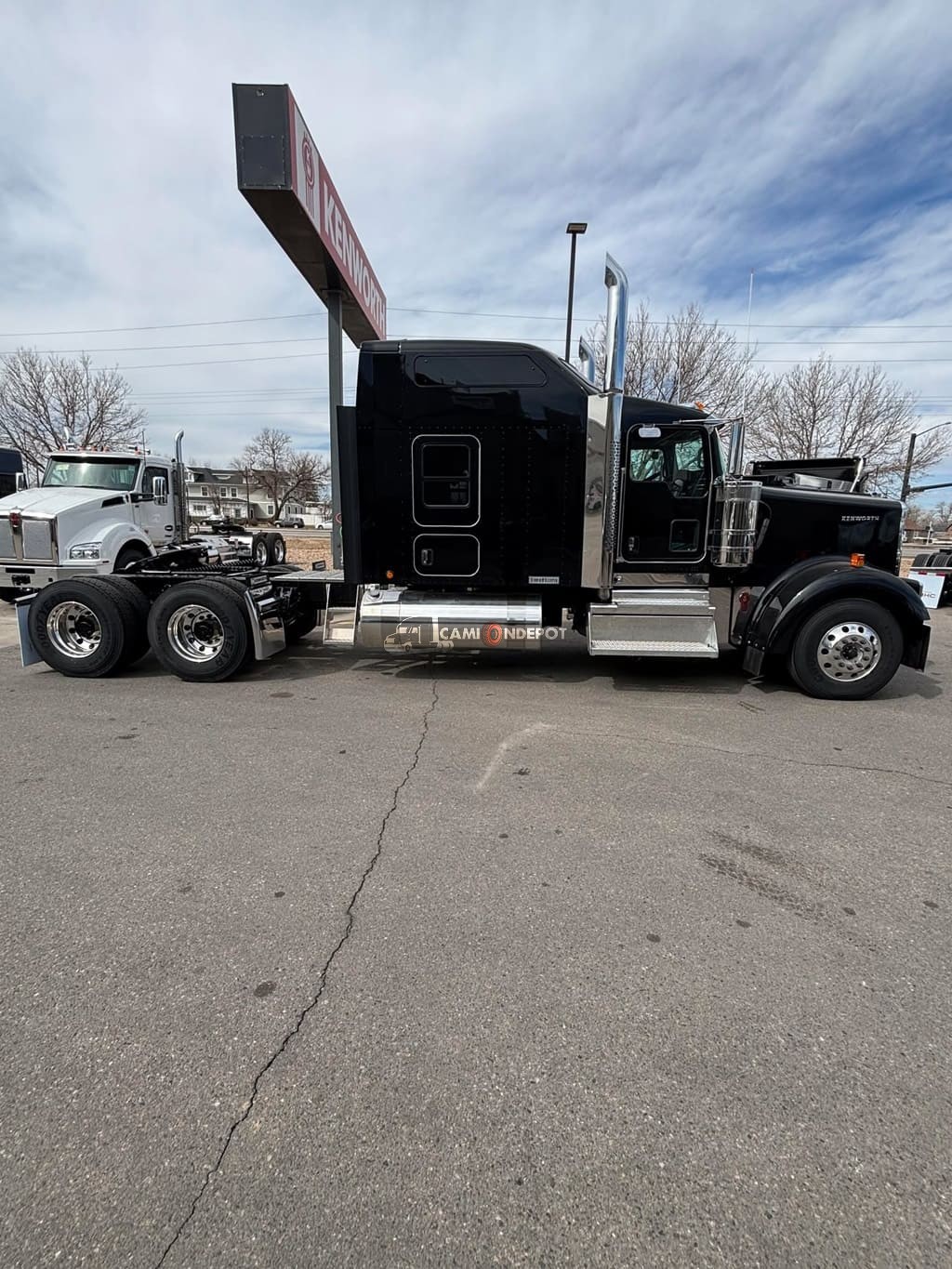 Truck Thumbnail 2