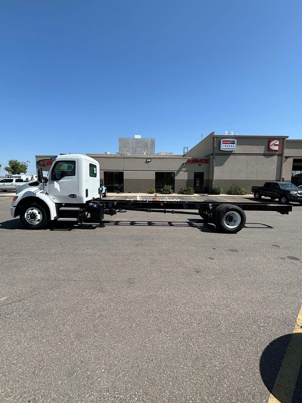 Truck Thumbnail 4