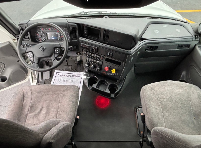 Truck Thumbnail 3
