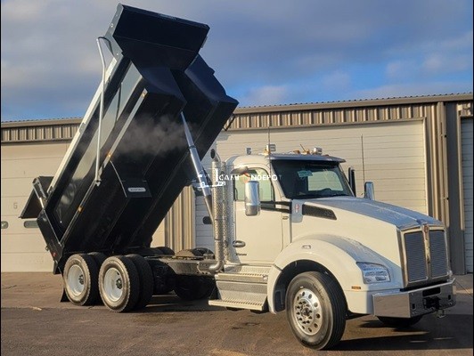 Truck