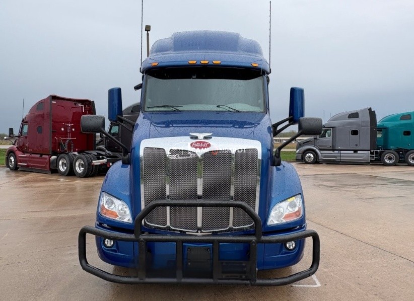 Truck Thumbnail 3