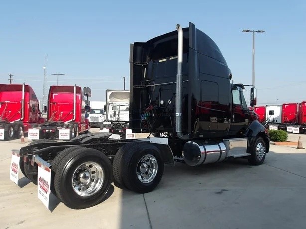 Truck Thumbnail 2