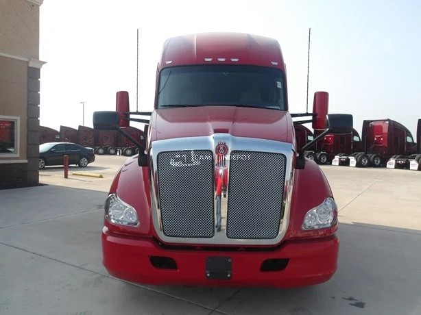 Truck Thumbnail 2