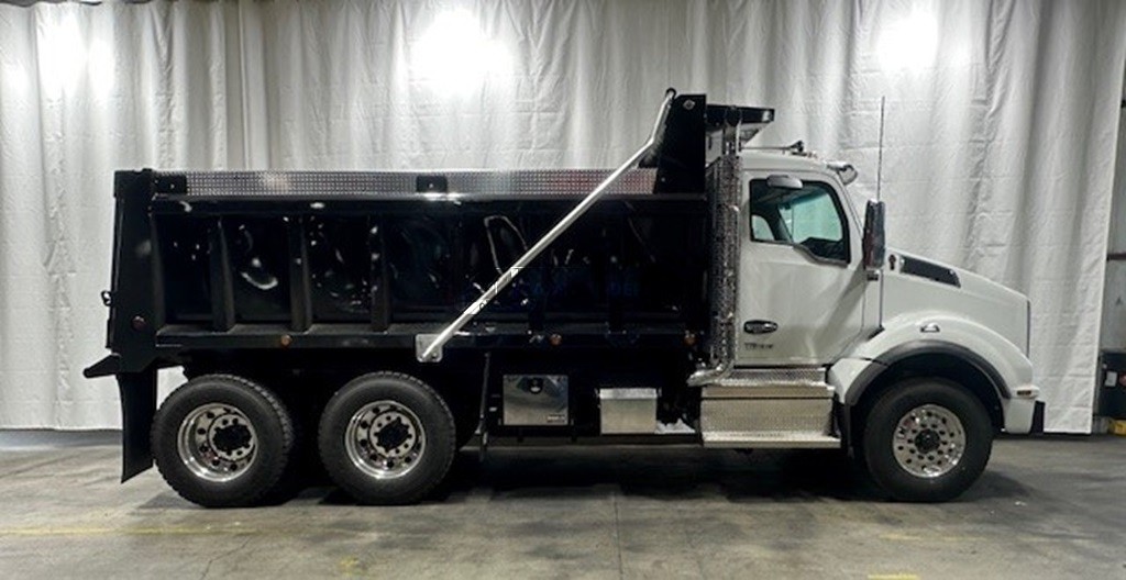 Truck Thumbnail 2