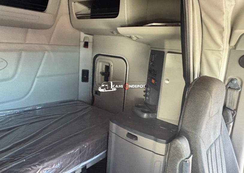 Truck Thumbnail 5
