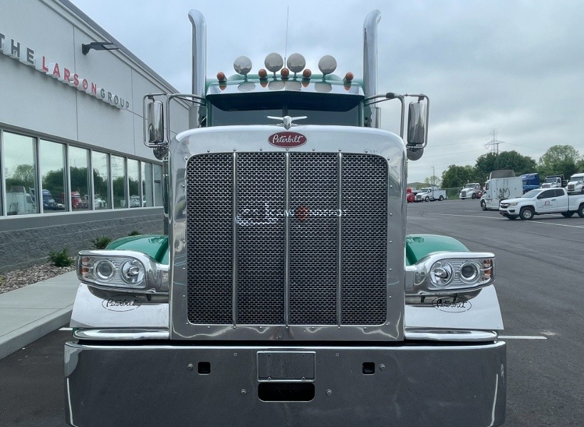 Truck Thumbnail 2