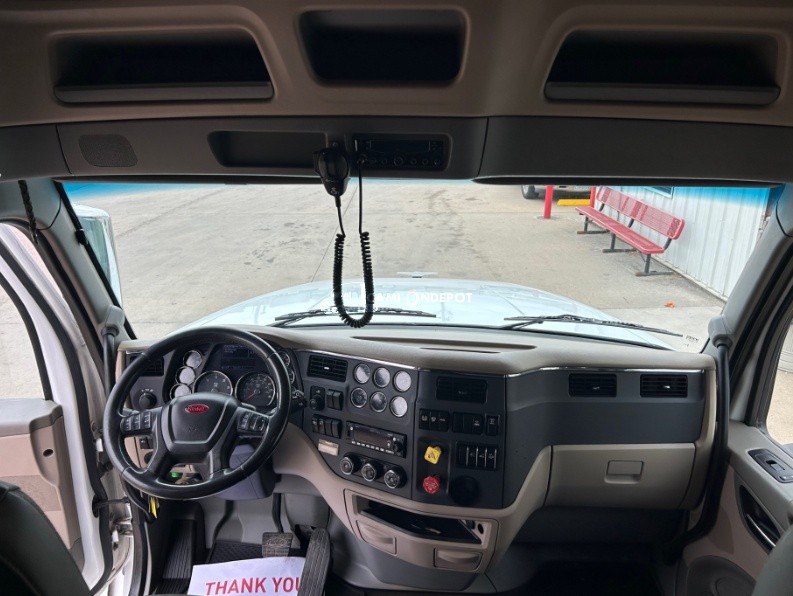 Truck Thumbnail 3