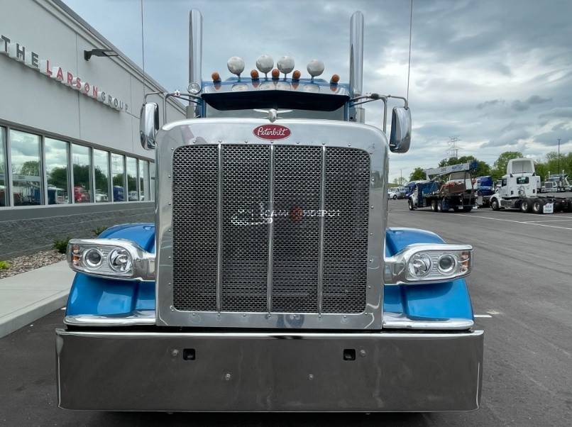 Truck Thumbnail 2
