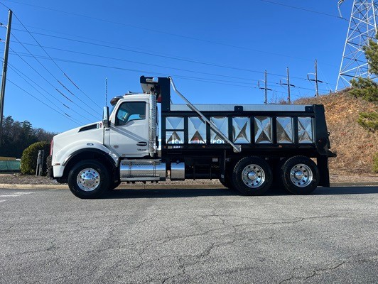 Truck Thumbnail 4