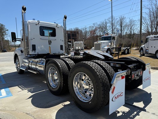 Truck Thumbnail 2