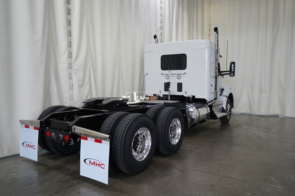 Truck Thumbnail 3