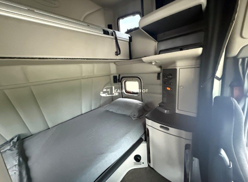 Truck Thumbnail 6