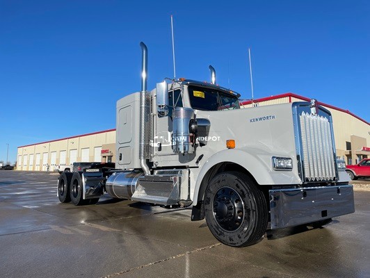 Truck Thumbnail 3