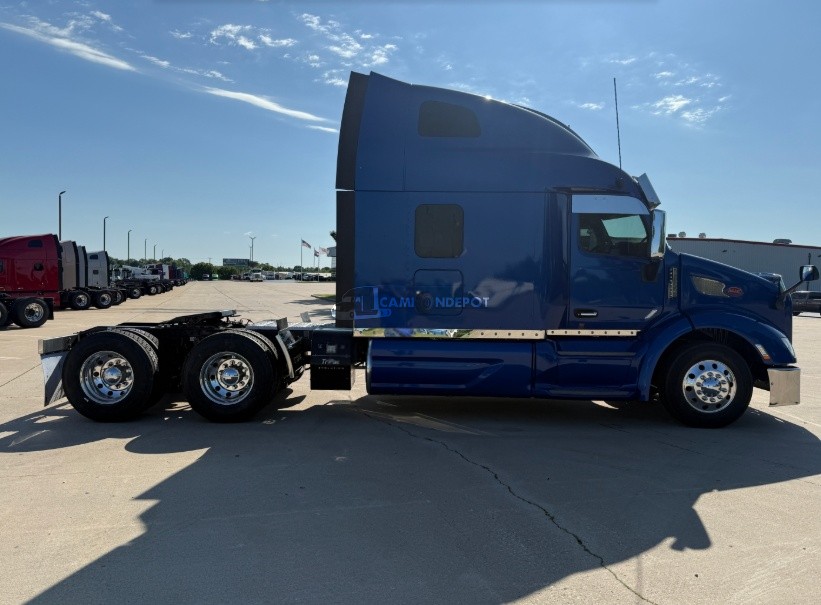Truck Thumbnail 3
