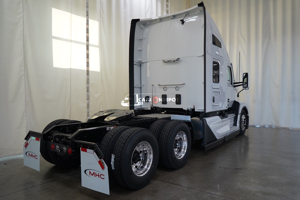 Truck Thumbnail 4