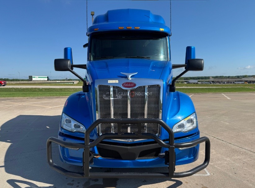 Truck Thumbnail 2