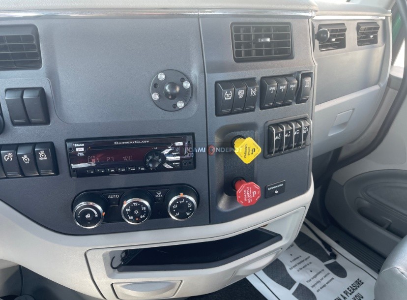 Truck Thumbnail 4