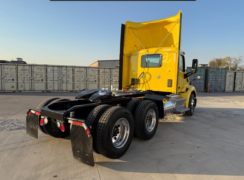 Truck Thumbnail 4