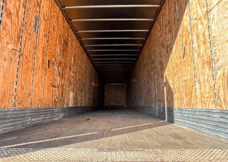Truck Thumbnail 5