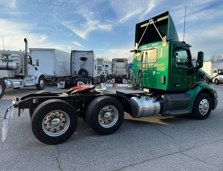 Truck Thumbnail 2
