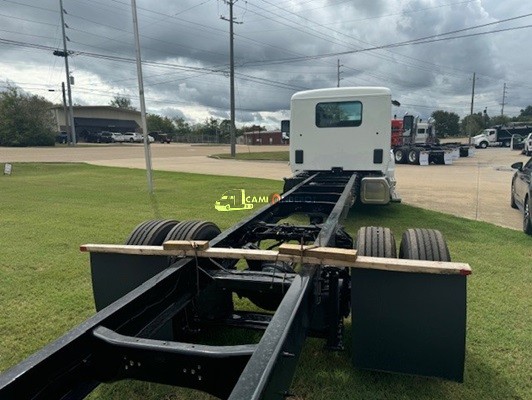 Truck Thumbnail 2