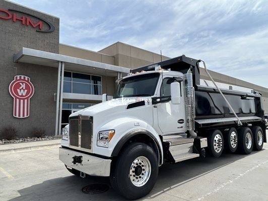 Truck Thumbnail 2