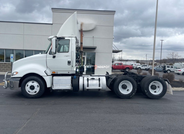 Truck Thumbnail 2