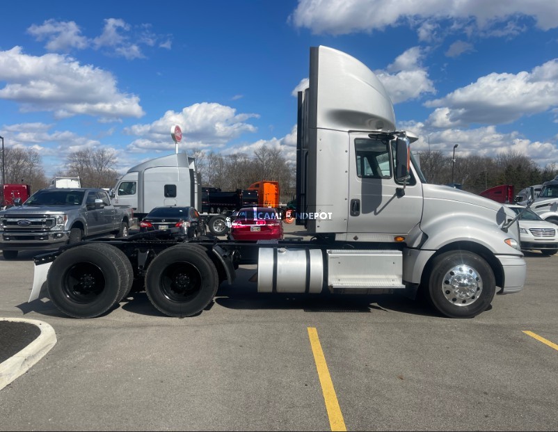 Truck Thumbnail 2
