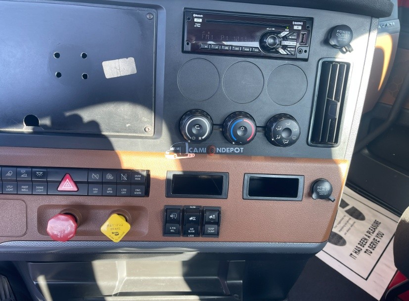 Truck Thumbnail 4