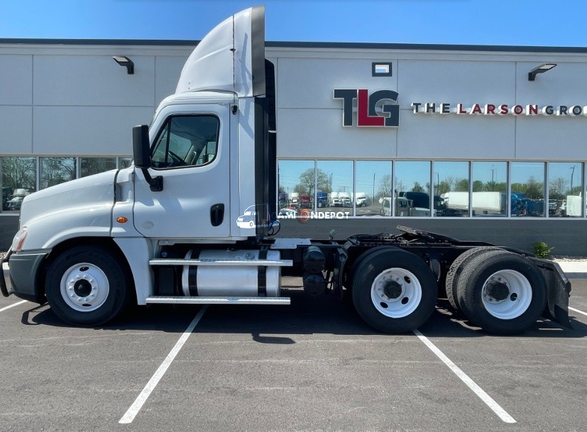 Truck Thumbnail 3