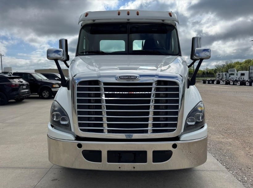 Truck Thumbnail 2