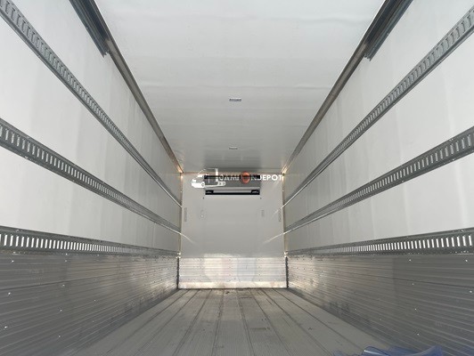 Truck Thumbnail 3