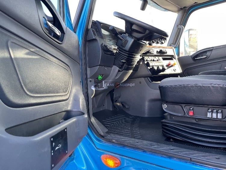 Truck Thumbnail 6