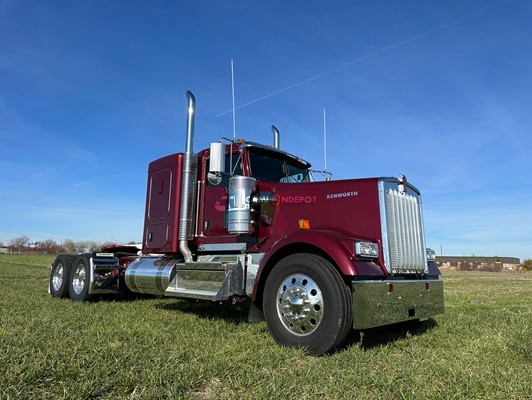 Truck Thumbnail 3