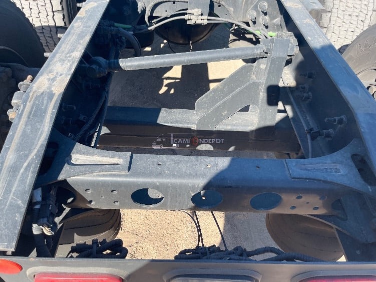 Truck Thumbnail 6